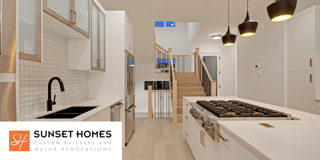 All You Need to Know About Kitchen Layout: An Island or a Peninsula?