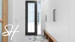 How to Design a Custom Home with a Grand Entryway